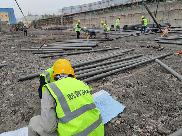 孝感螺栓球网架结构